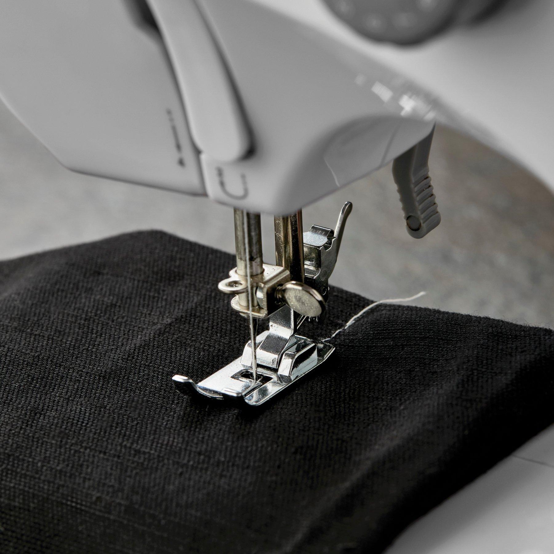 EGL Sewing Machine with Starter Kit
